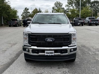 2027 Ford Super Duty F-350 SRW XL