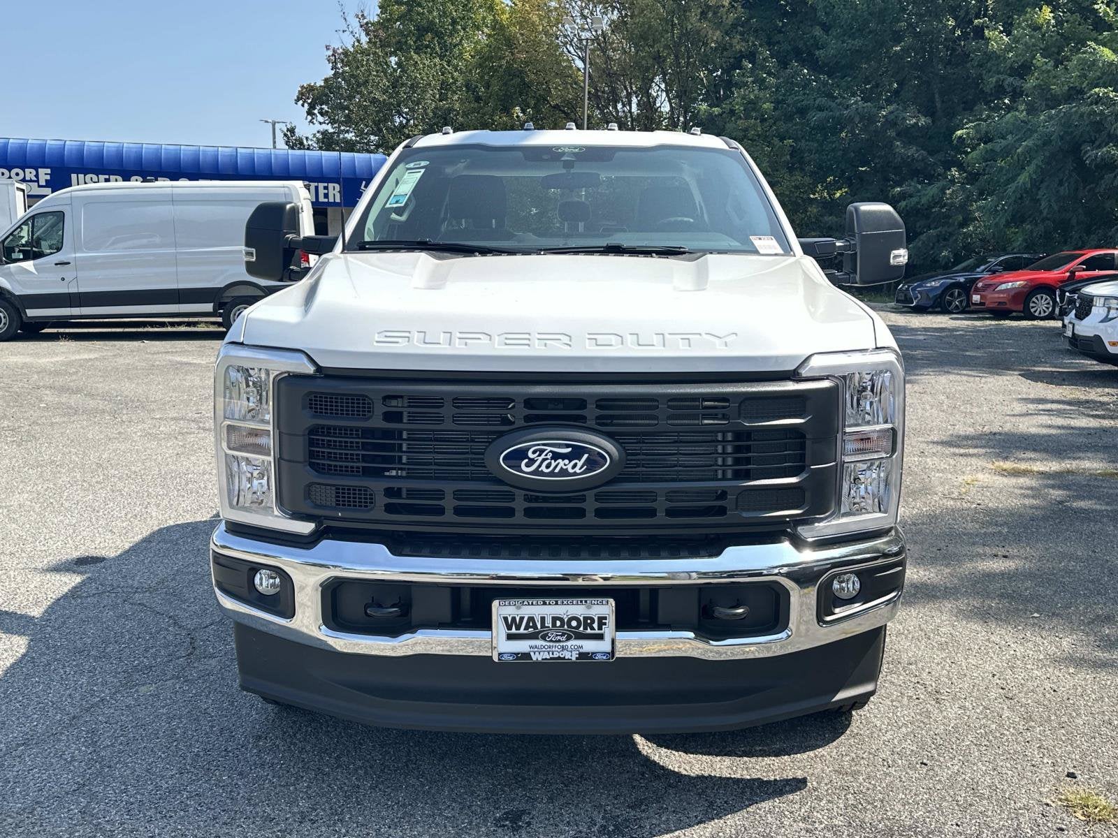 2027 Ford Super Duty F-350 SRW XL