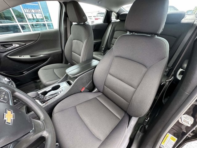2025 Chevrolet Malibu LT