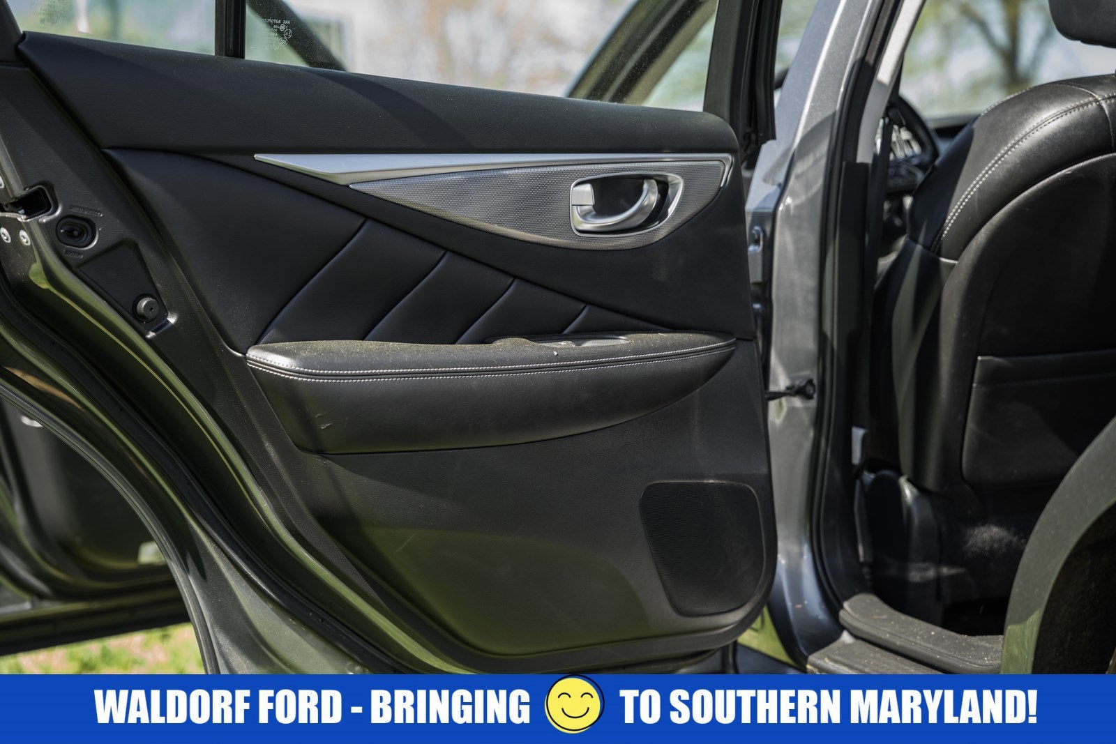 2015 INFINITI Q50 Hybrid Sport