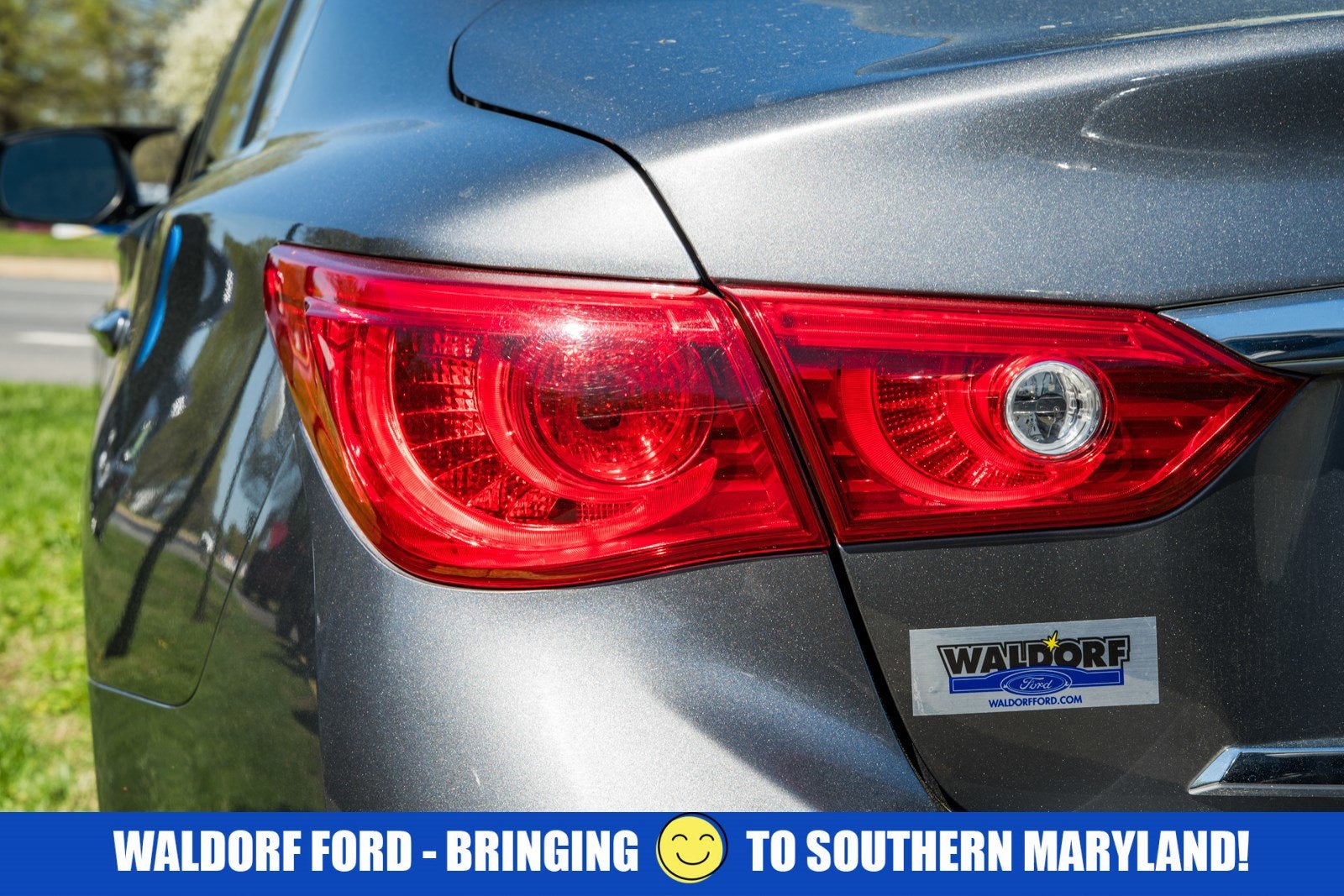 2015 INFINITI Q50 Hybrid Sport