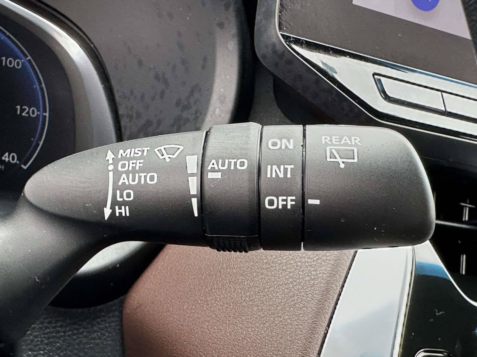 2023 Toyota Venza Base