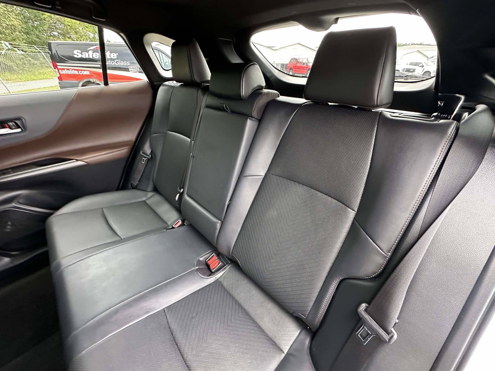 2023 Toyota Venza Base