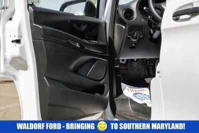 2022 Mercedes-Benz Metris Cargo Van 126 WB Cargo