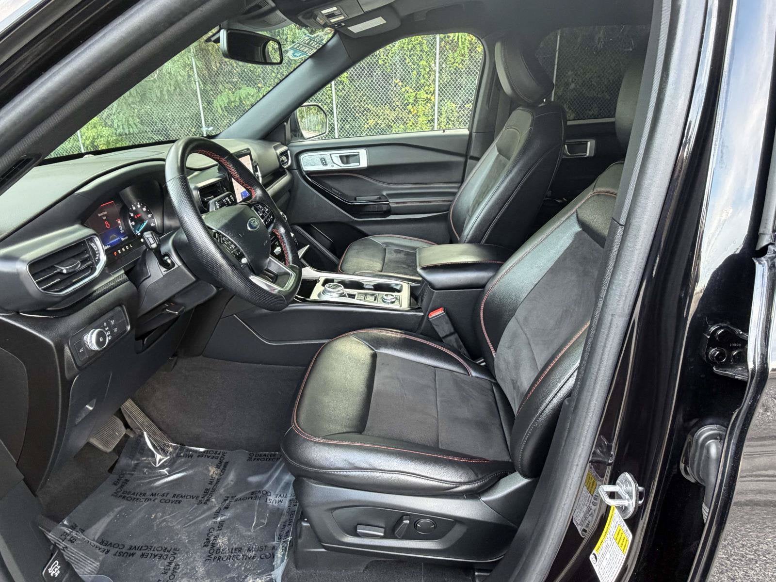 2022 Ford Explorer ST-Line