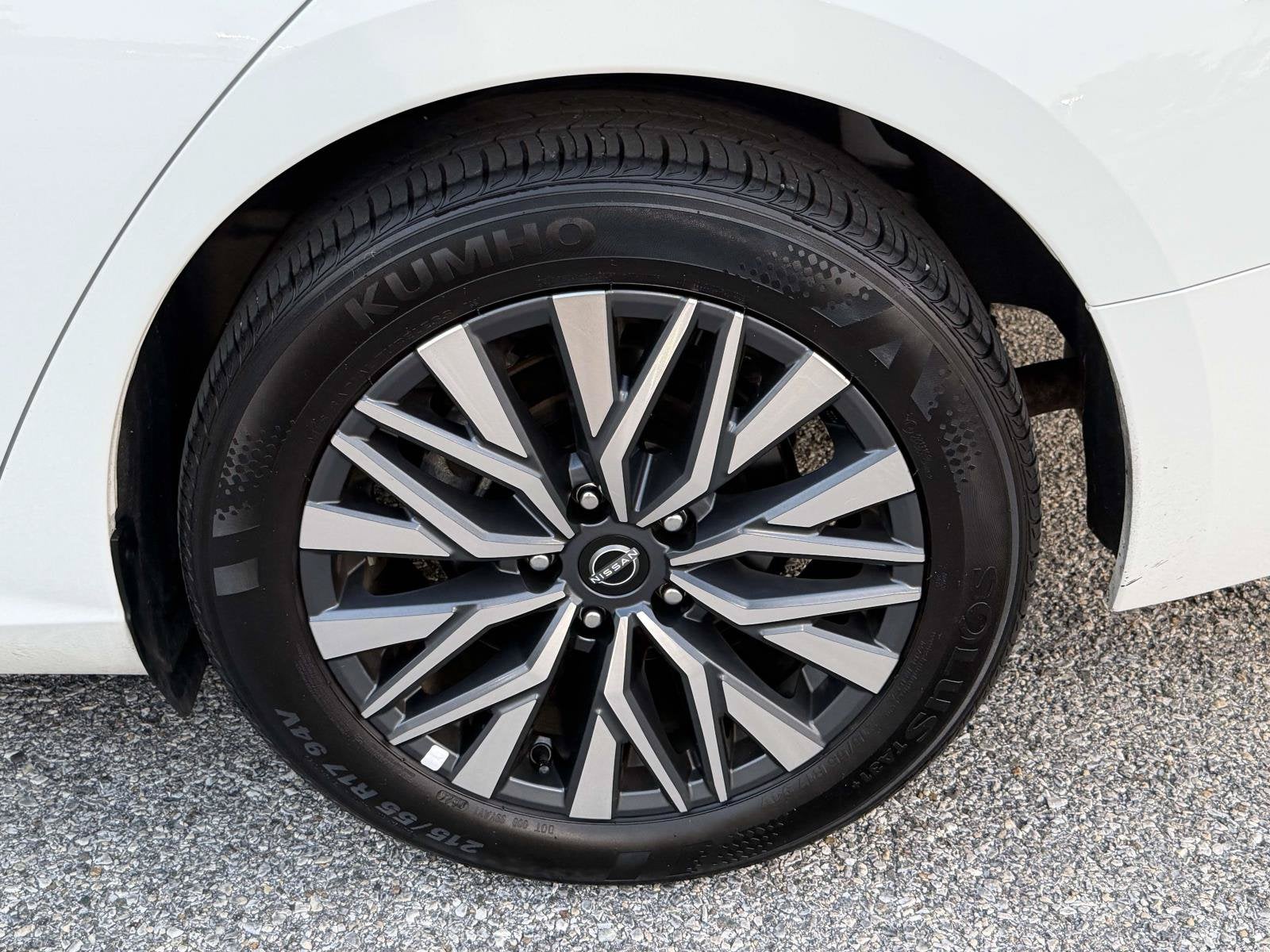 2025 Nissan Altima SV