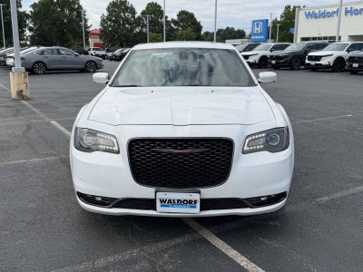 2022 Chrysler 300 300S