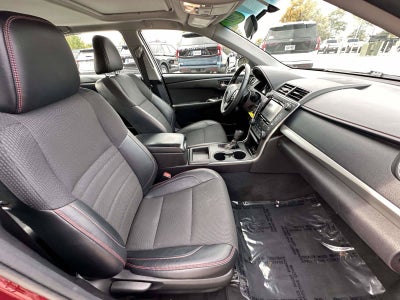 2017 Toyota Camry SE