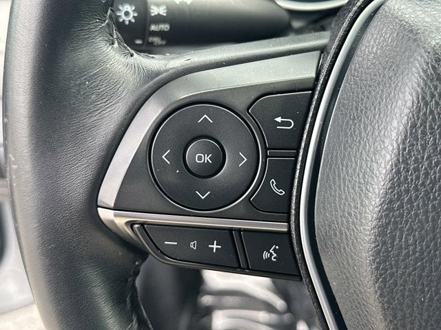 2020 Toyota Camry Hybrid XLE