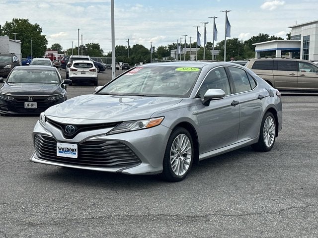2020 Toyota Camry Hybrid XLE