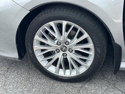 2020 Toyota Camry Hybrid XLE