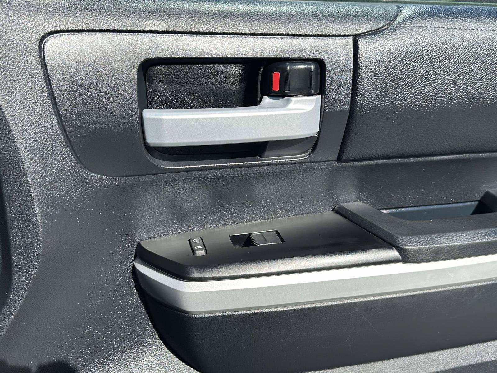 2018 Toyota Tundra 4WD Base
