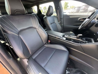 2025 Toyota Crown Signia Limited