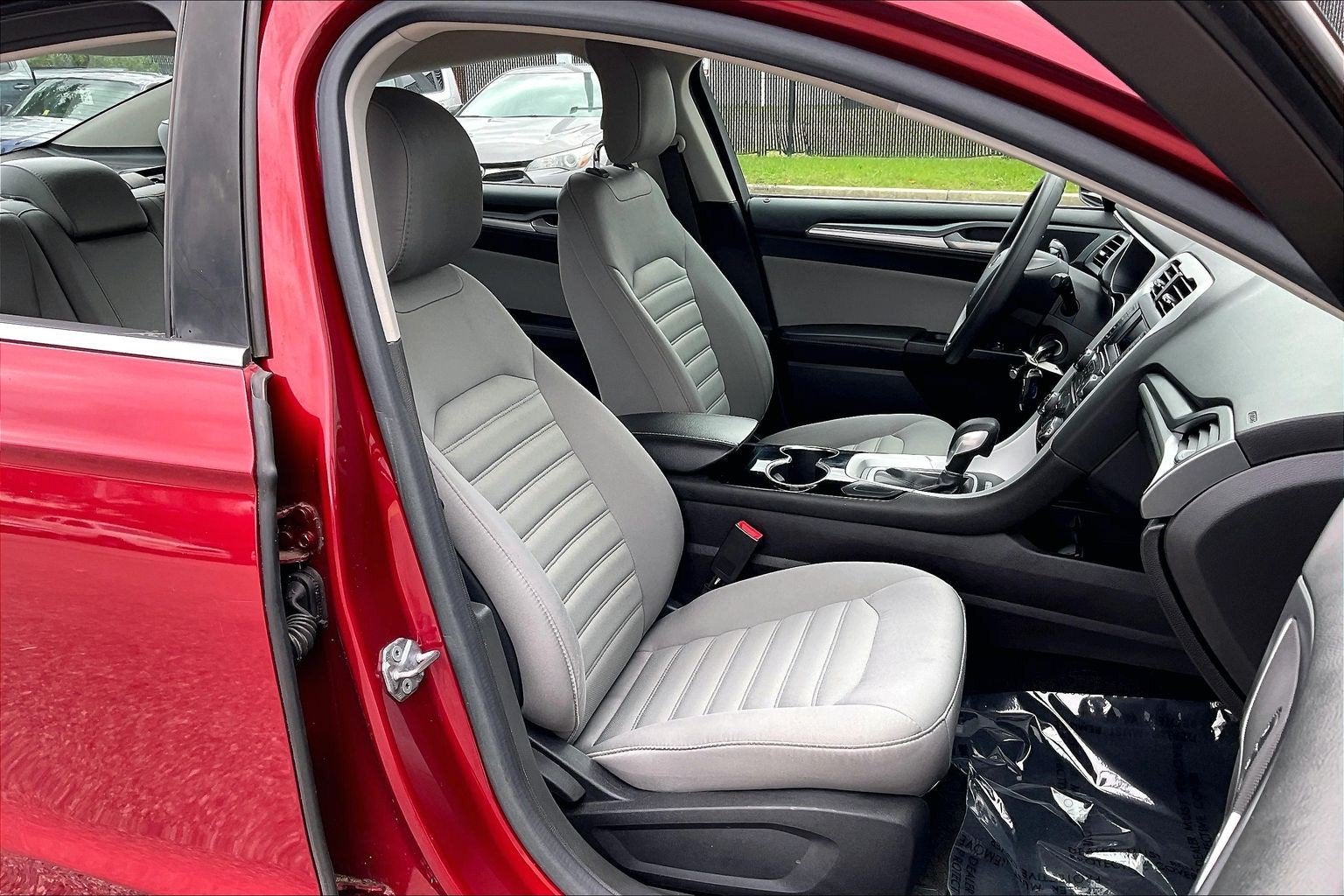 2015 Ford Fusion S