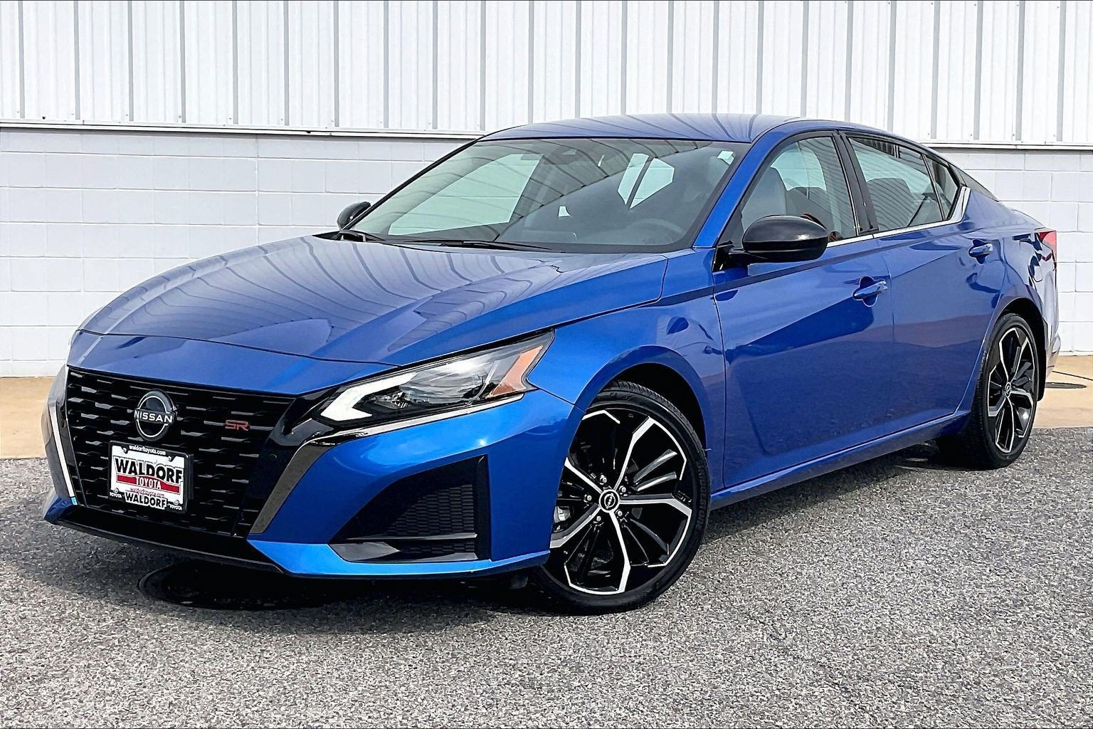 2025 Nissan Altima SR