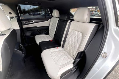 2025 Volkswagen Atlas Cross Sport 2.0T SEL Premium R-Line