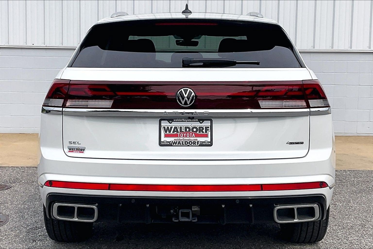 2025 Volkswagen Atlas Cross Sport 2.0T SEL Premium R-Line
