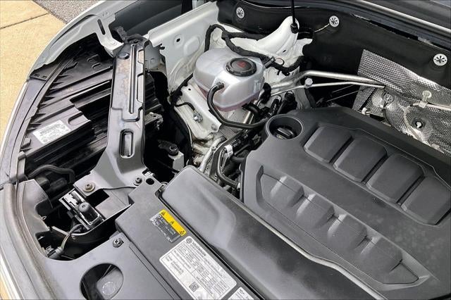 2025 Volkswagen Atlas Cross Sport 2.0T SEL Premium R-Line