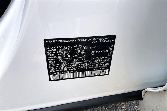 2025 Volkswagen Atlas Cross Sport 2.0T SEL Premium R-Line