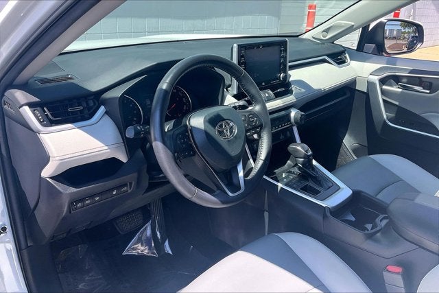 2020 Toyota RAV4 XLE Premium