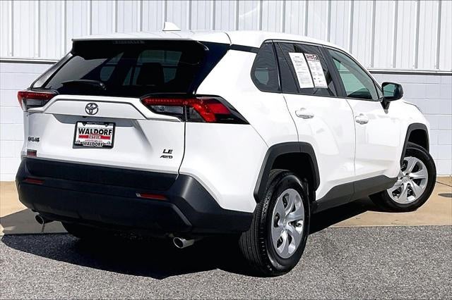 2025 Toyota RAV4 LE
