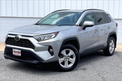 2020 Toyota RAV4 XLE