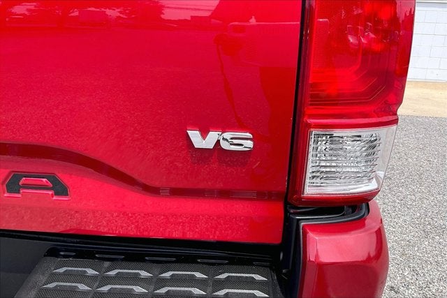 2017 Toyota Tacoma SR