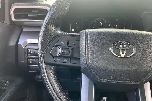 2025 Toyota TACOMA SR5 SR5