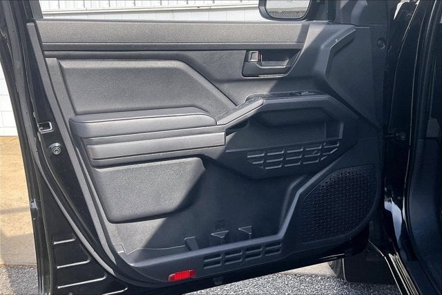 2025 Toyota TACOMA SR5 SR5