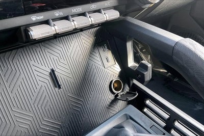 2025 Toyota TACOMA SR5 SR5