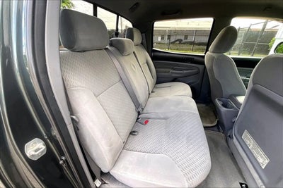 2011 Toyota TACOMA 4WD Double LB V6 AT (Natl)