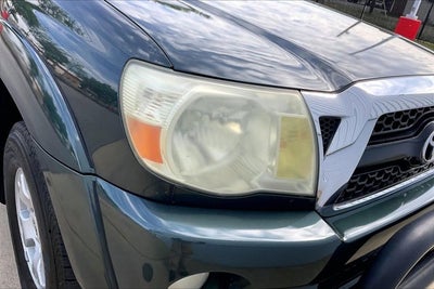 2011 Toyota TACOMA 4WD Double LB V6 AT (Natl)