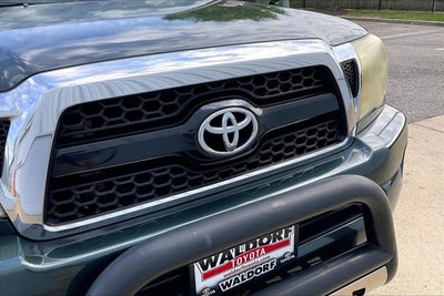 2011 Toyota TACOMA 4WD Double LB V6 AT (Natl)