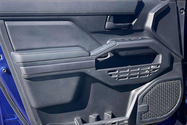 2024 Toyota TACOMA SR5 SR5