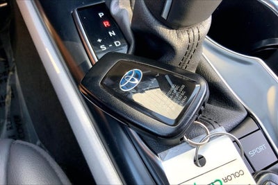 2020 Toyota Camry Hybrid XLE