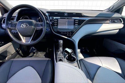 2020 Toyota Camry Hybrid Hybrid XLE