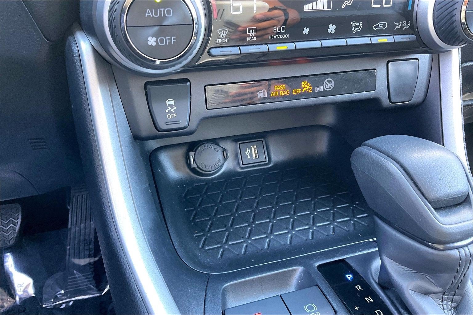 2025 Toyota RAV4 Hybrid Hybrid LE