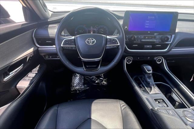 2024 Toyota GRAND HIGHLANDER Limited