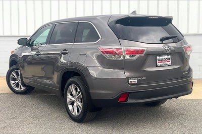 2016 Toyota Highlander Base