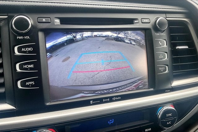 2016 Toyota Highlander Base