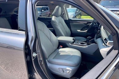 2024 Toyota Highlander Hybrid Hybrid Platinum