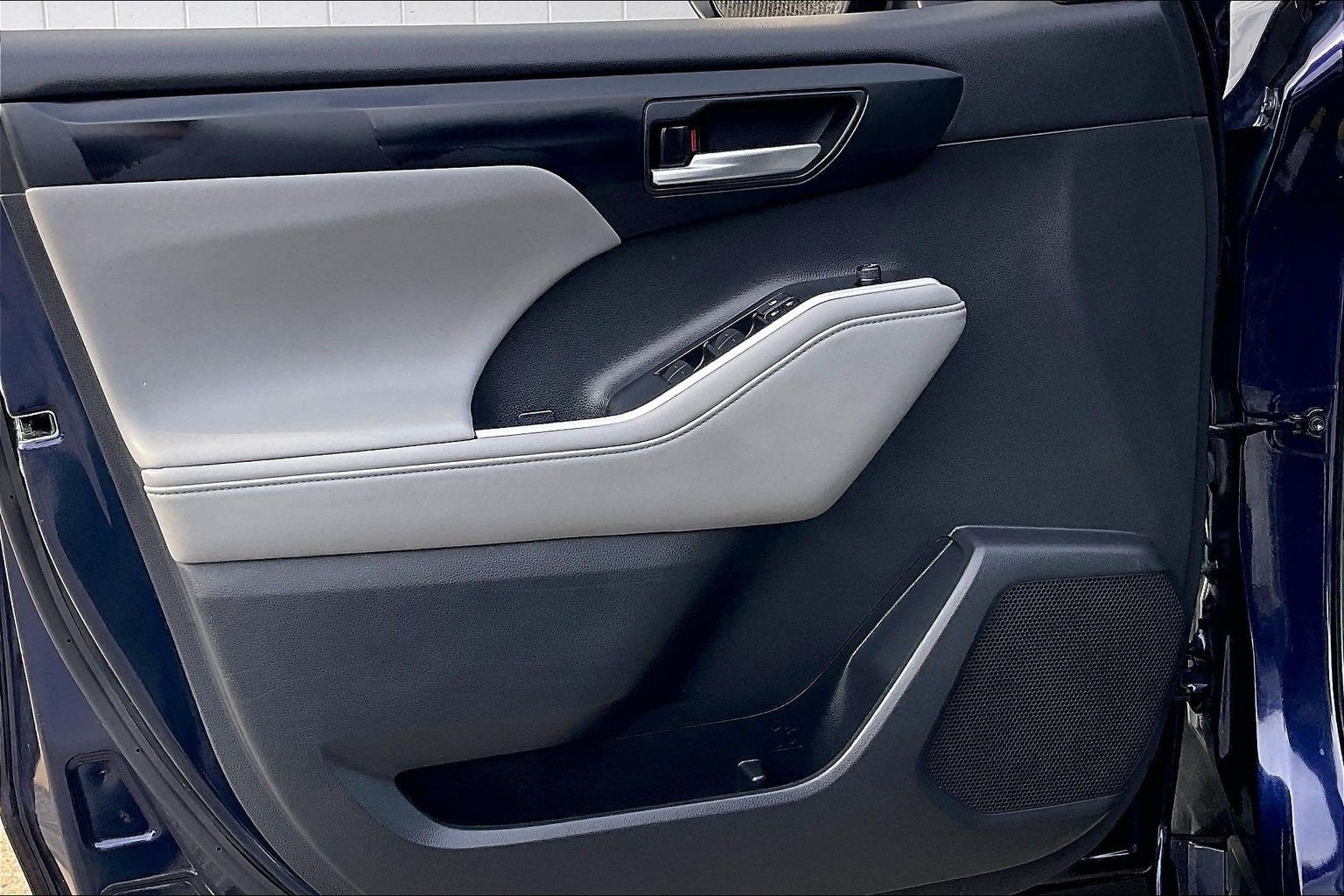 2021 Toyota Highlander Hybrid Hybrid XLE
