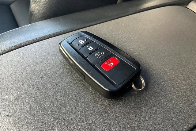 2023 Toyota Highlander Base