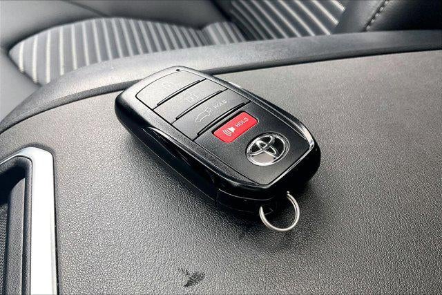 2025 Toyota HIGHLANDER XSE