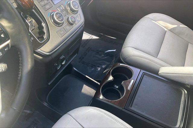 2019 Toyota SIENNA LTD PREM Limited Premium