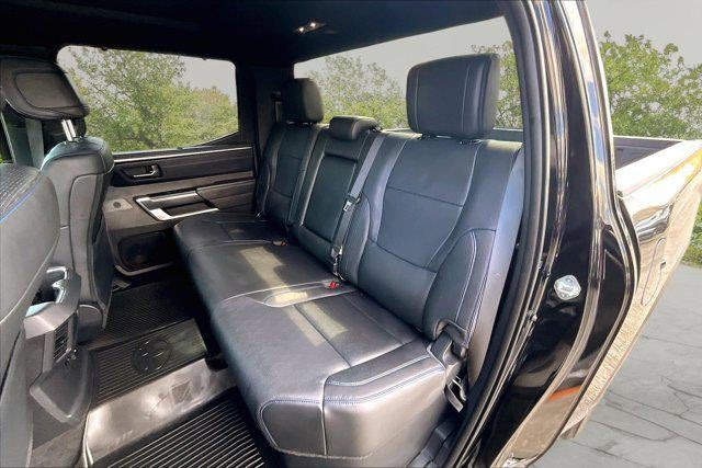 2023 Toyota TUNDRA 4X4 Platinum