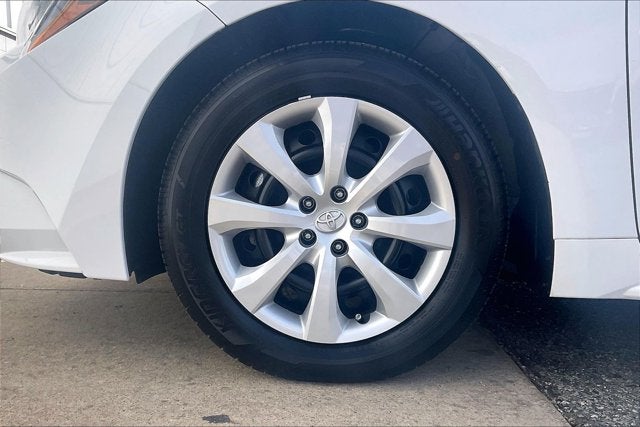 2025 Toyota COROLLA LE