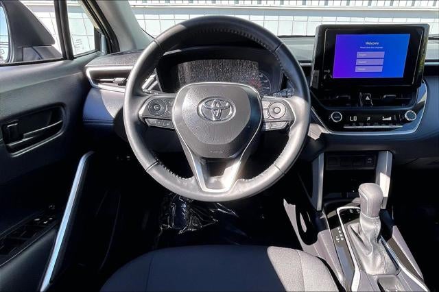 2025 Toyota Corolla Cross LE