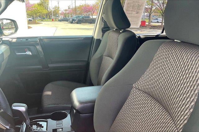 2023 Toyota 4RUNNER TRD Off Road