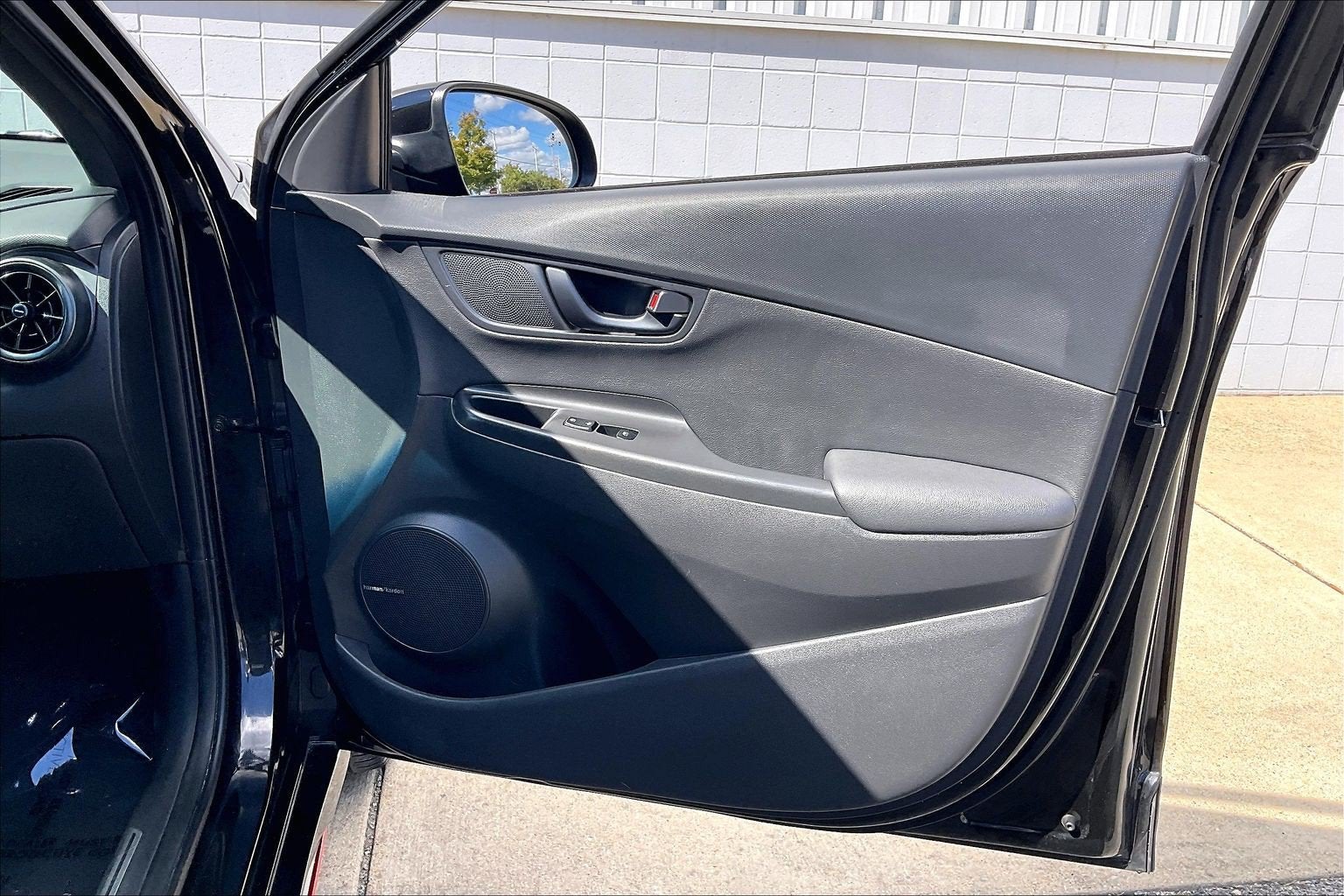 2023 Hyundai Kona N Base